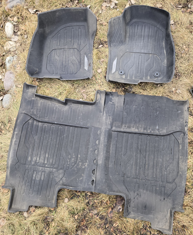 Used All-Weather GMC Car Floor Mats