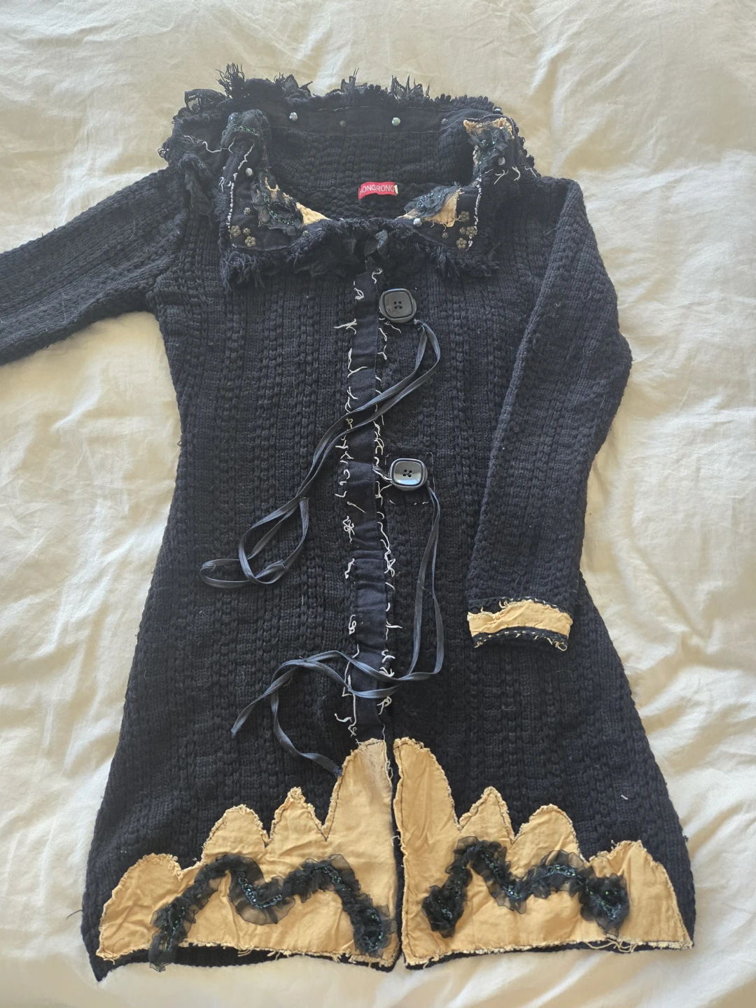 Hongrong Black Embellished Knit Long Cardigan