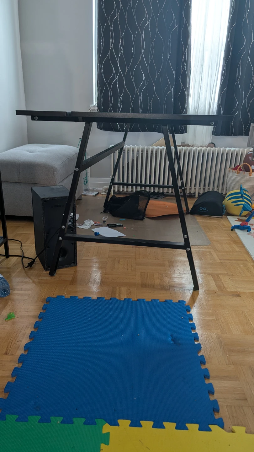 Black Gaming Desk - photo 3