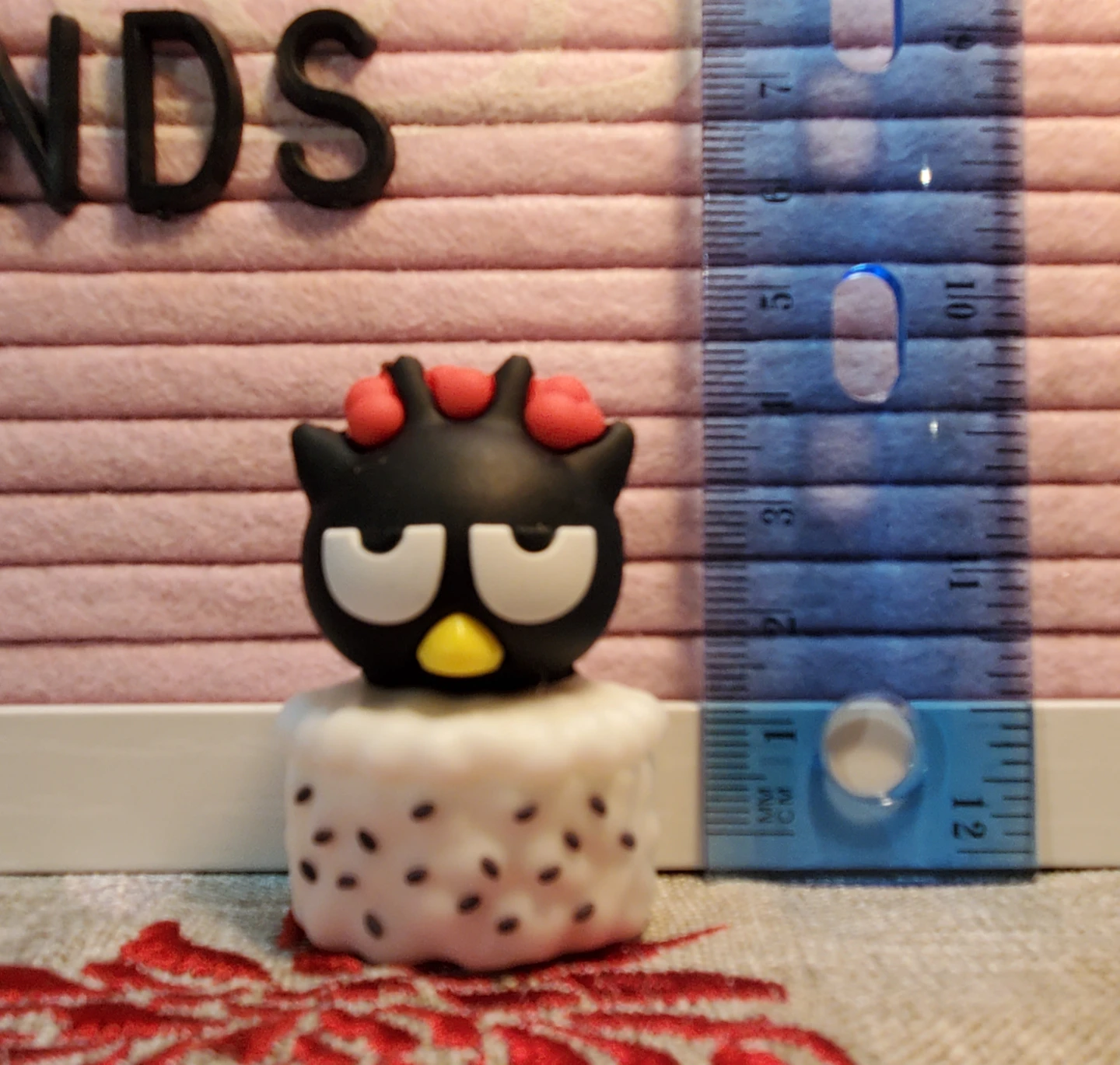 Hello Kitty & Friends Sushi Figure - Badtz Maru - photo 2