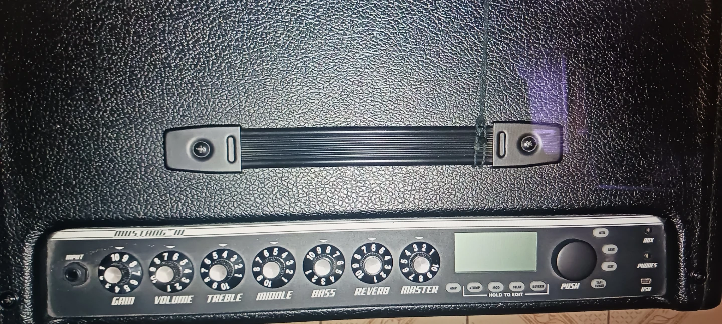 Fender Mustang III Guitar Amplifier - photo 3