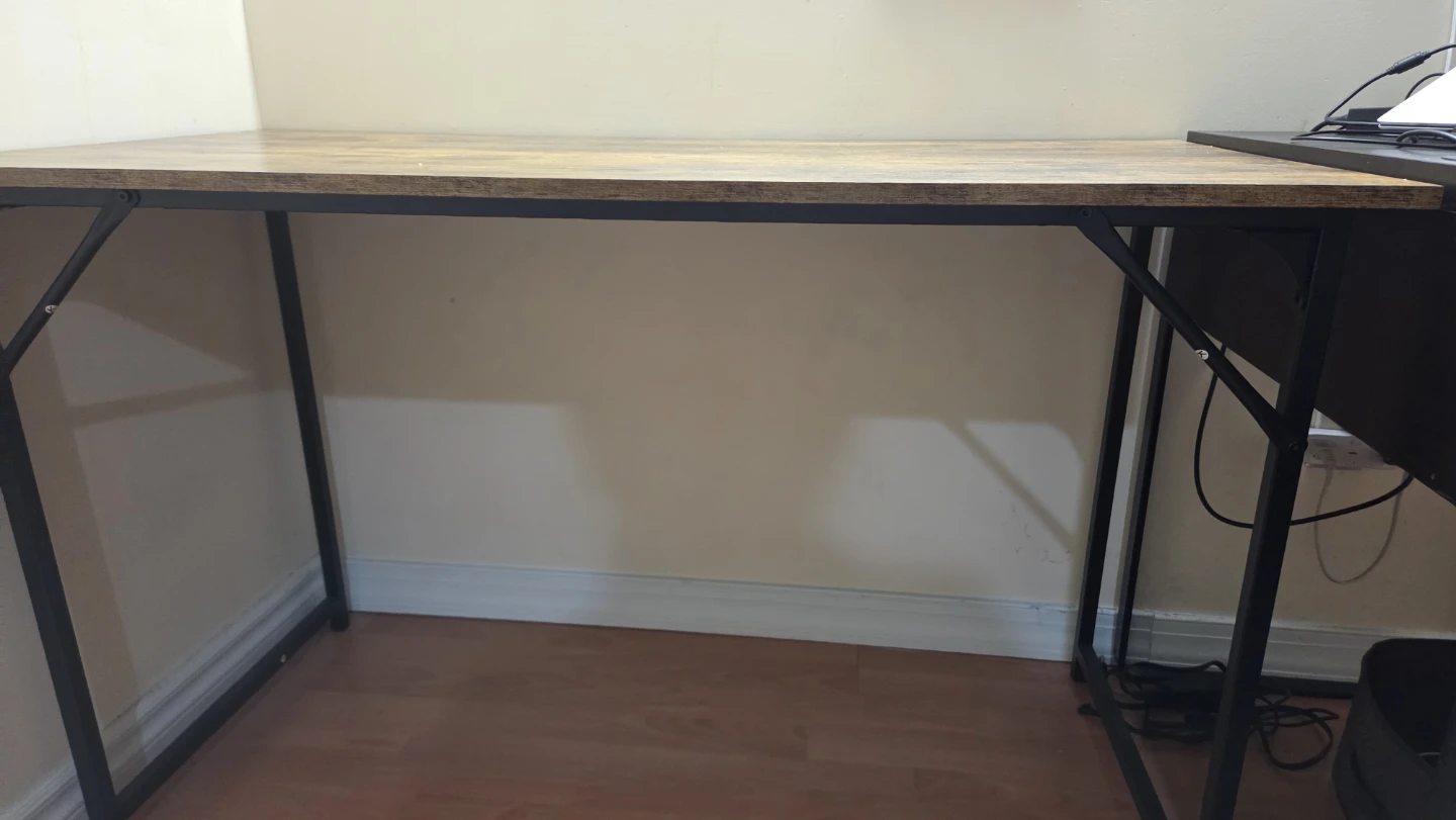Rustic Wood Grain Desk - photo 4