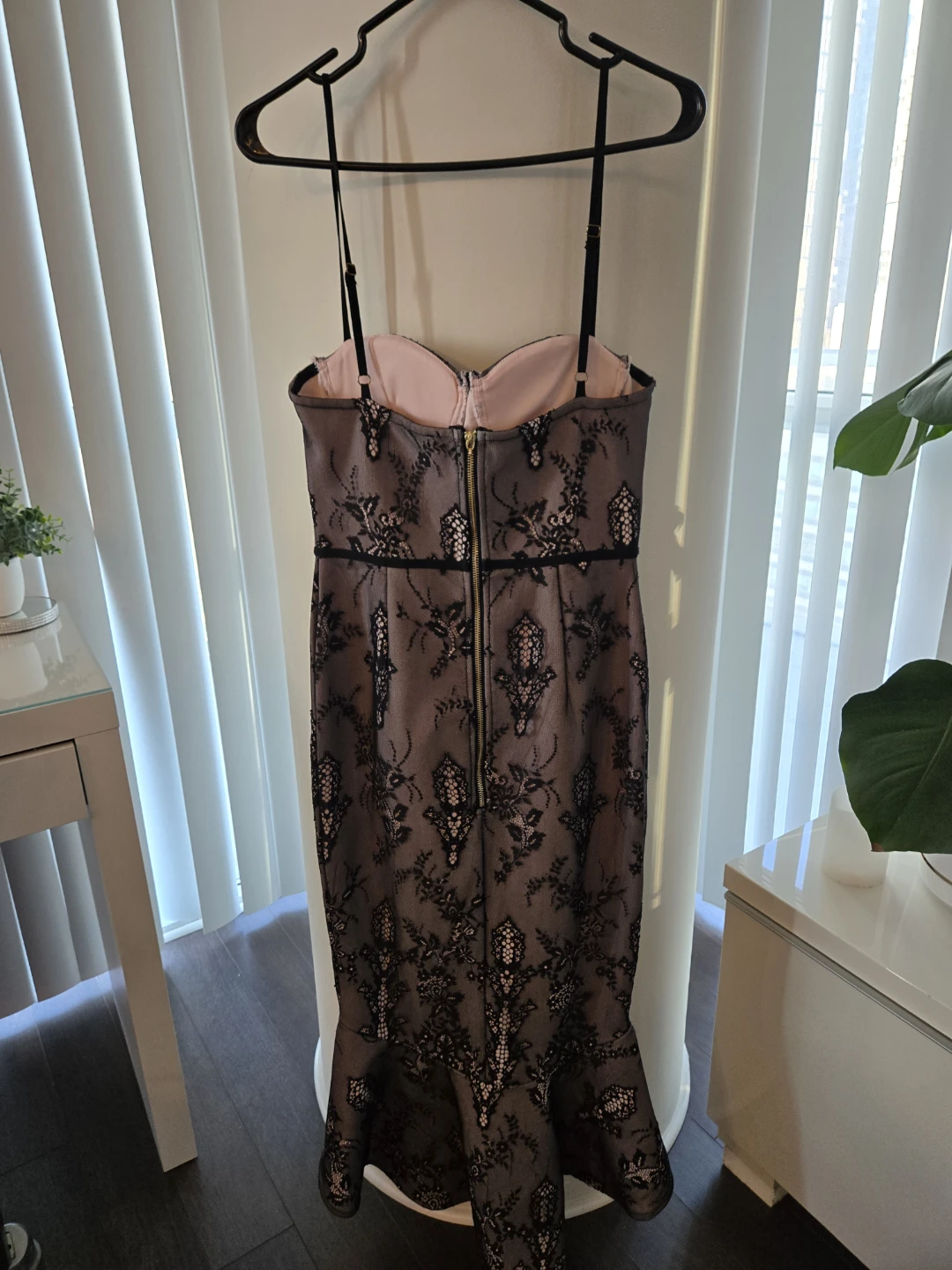 Black and Pink Lace trumpet Dress - photo 2