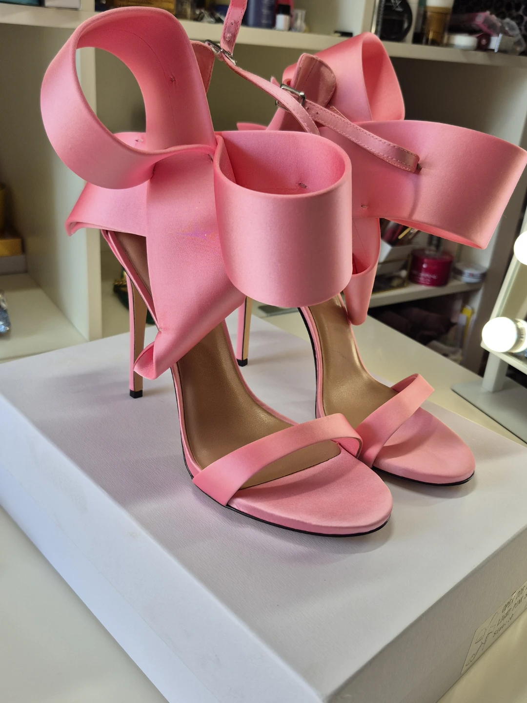 Aminah Abdul Jillil Size 10