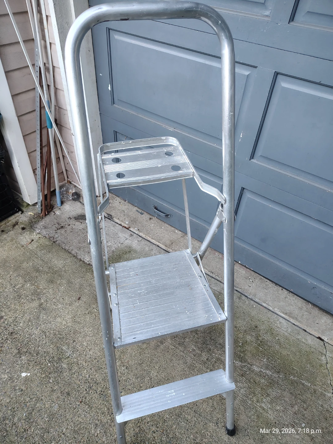Aluminum Folding Step Painting Ladder with Tray - photo 2