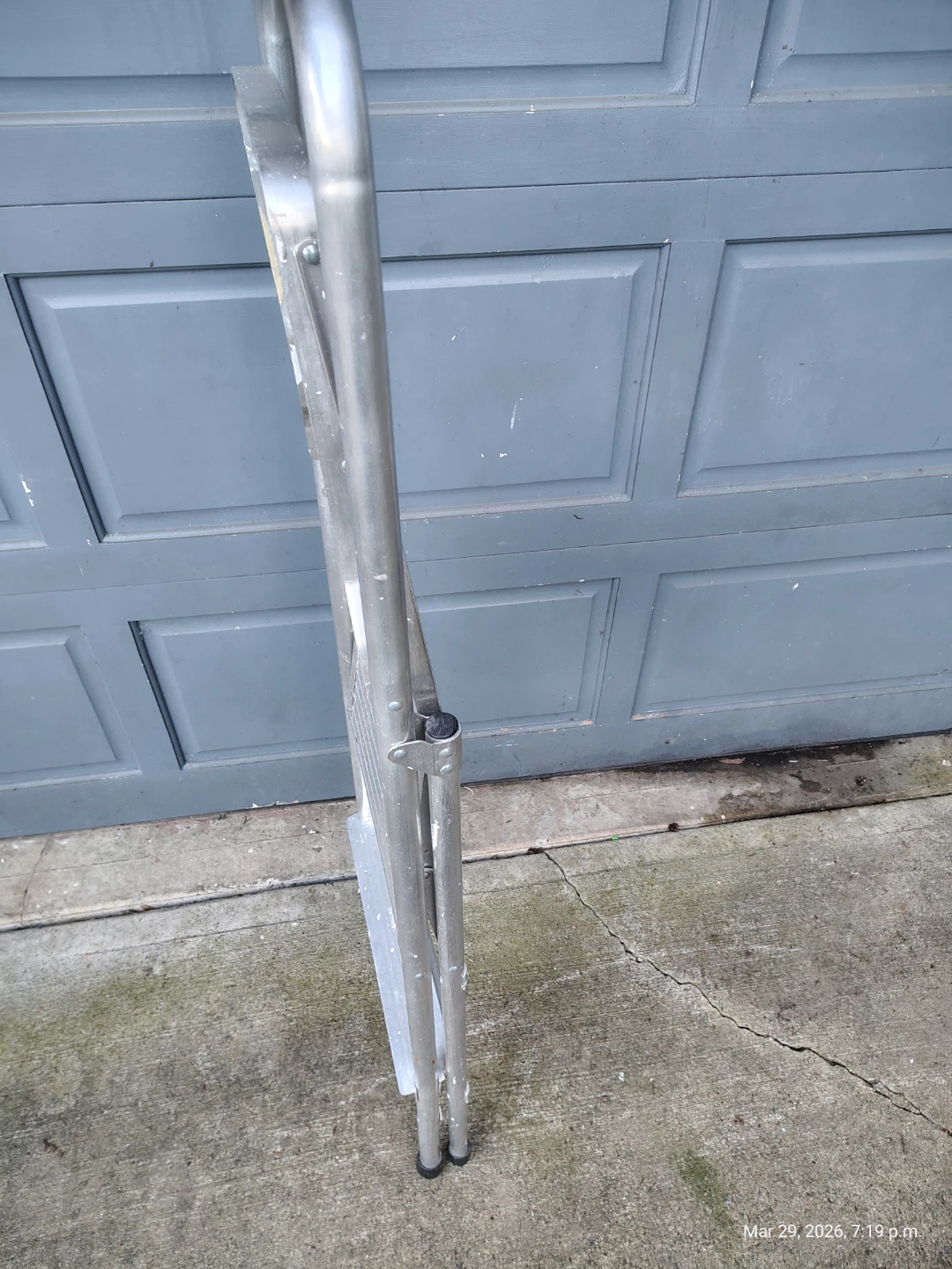 Aluminum Folding Step Painting Ladder with Tray - photo 5
