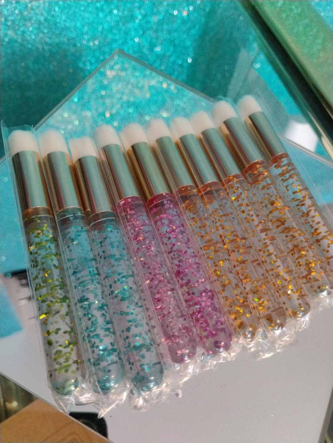 Set of 10 Glitter Handle Makeup / Lash Cleansing Brushes - photo 4