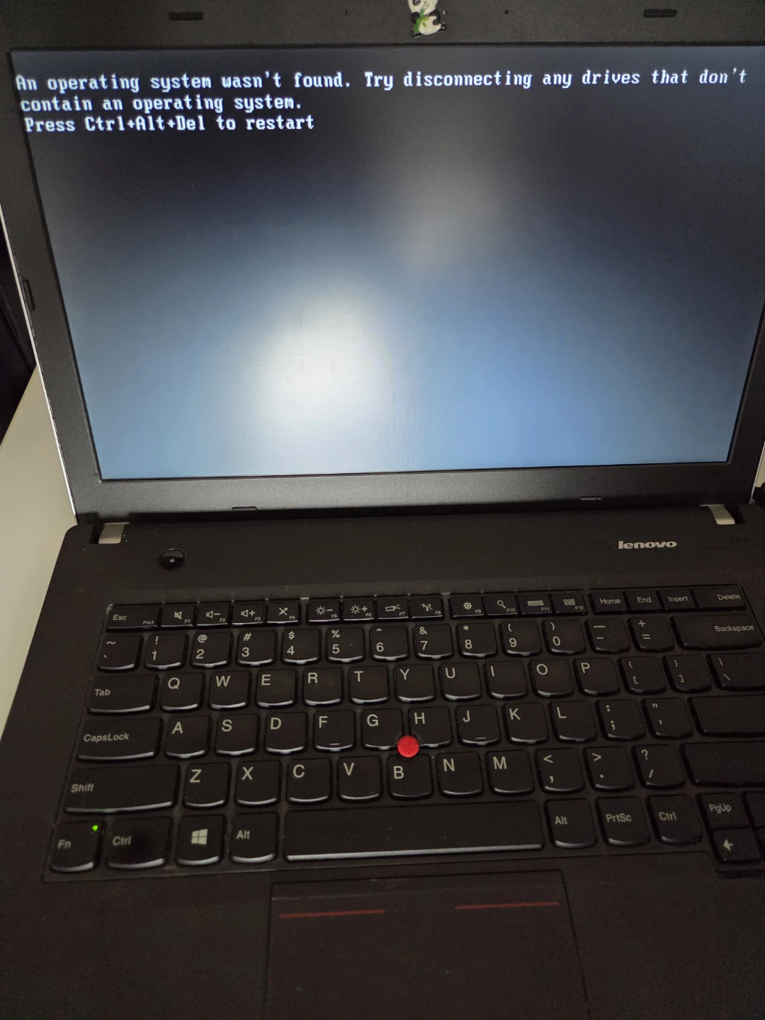 Lenovo Thinkpad Edge E431 - photo 2
