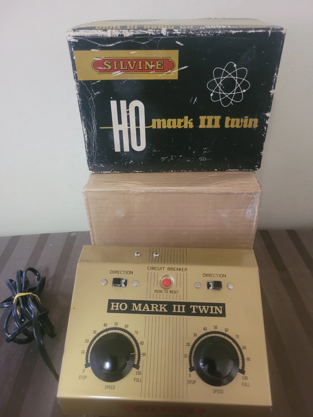 Silvine HO Mark III Twin Train Controller
