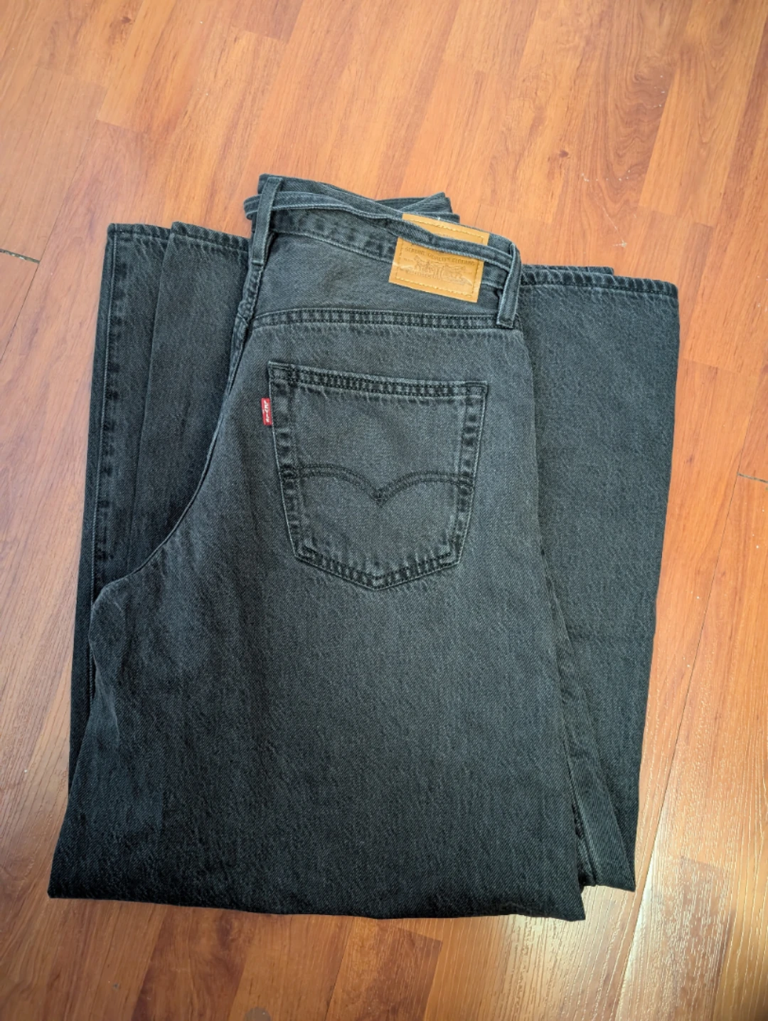 Levi's Women's Super Wide Jeans - Black