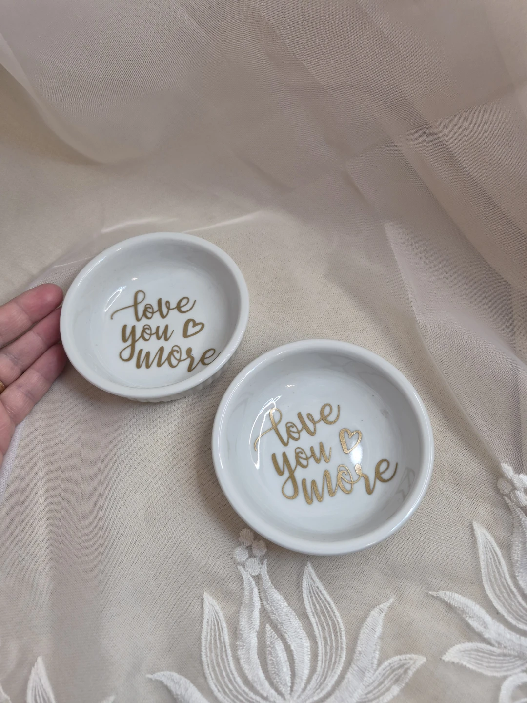Pair of Ceramic 4" x 1 1/4" Trinket Catch All etc. Dishes - photo 4