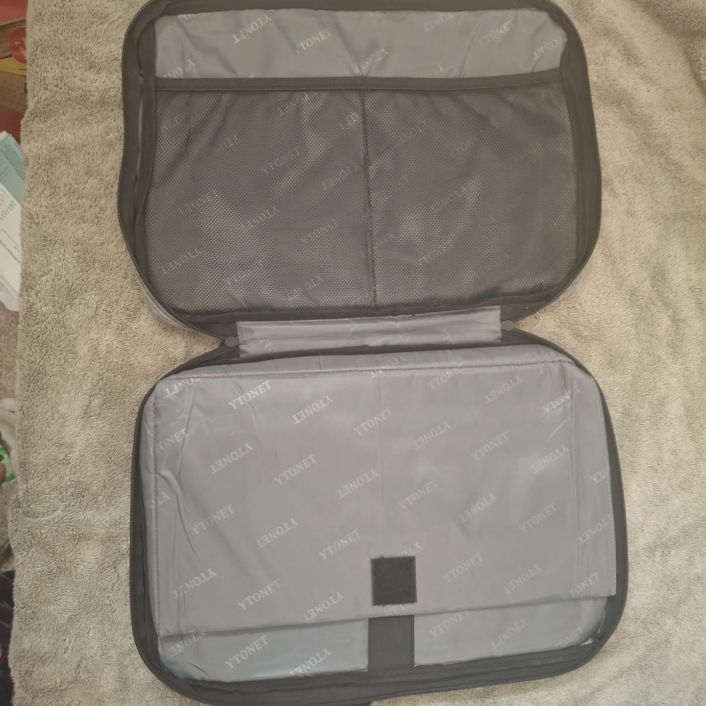 YTONET Grey Tech Laptop Bag - photo 3