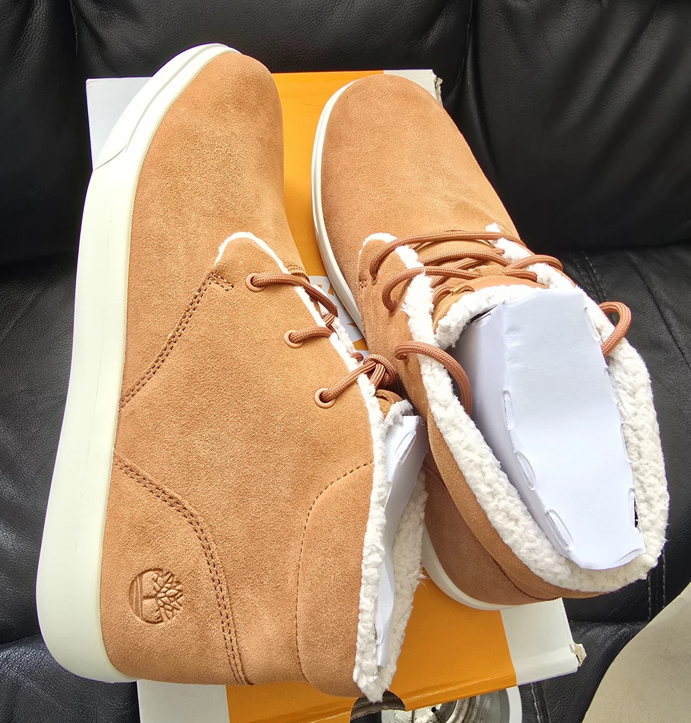 Brand new Men's Ashwood Park Warm Lined Chukka Boots - photo 3