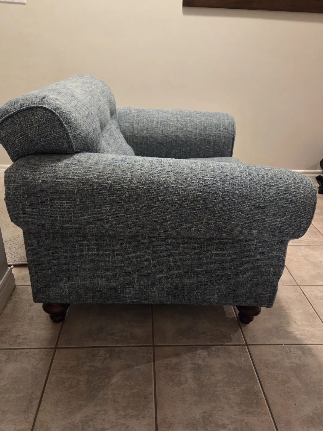 Blue Upholstered Armchair - photo 3