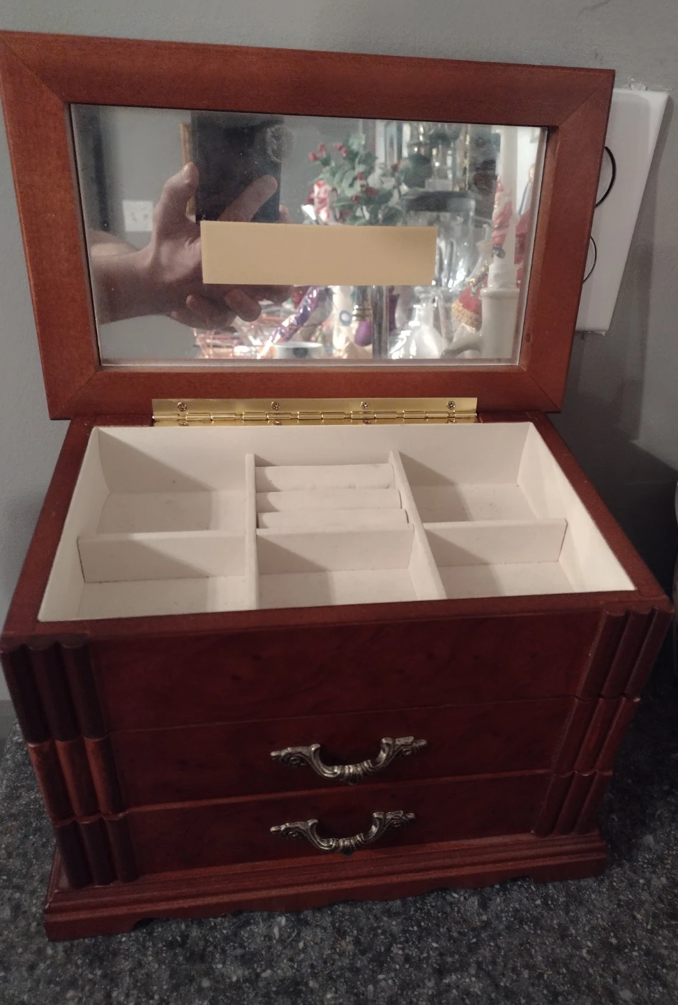 Wooden Jewellery Box with Mirror - photo 4