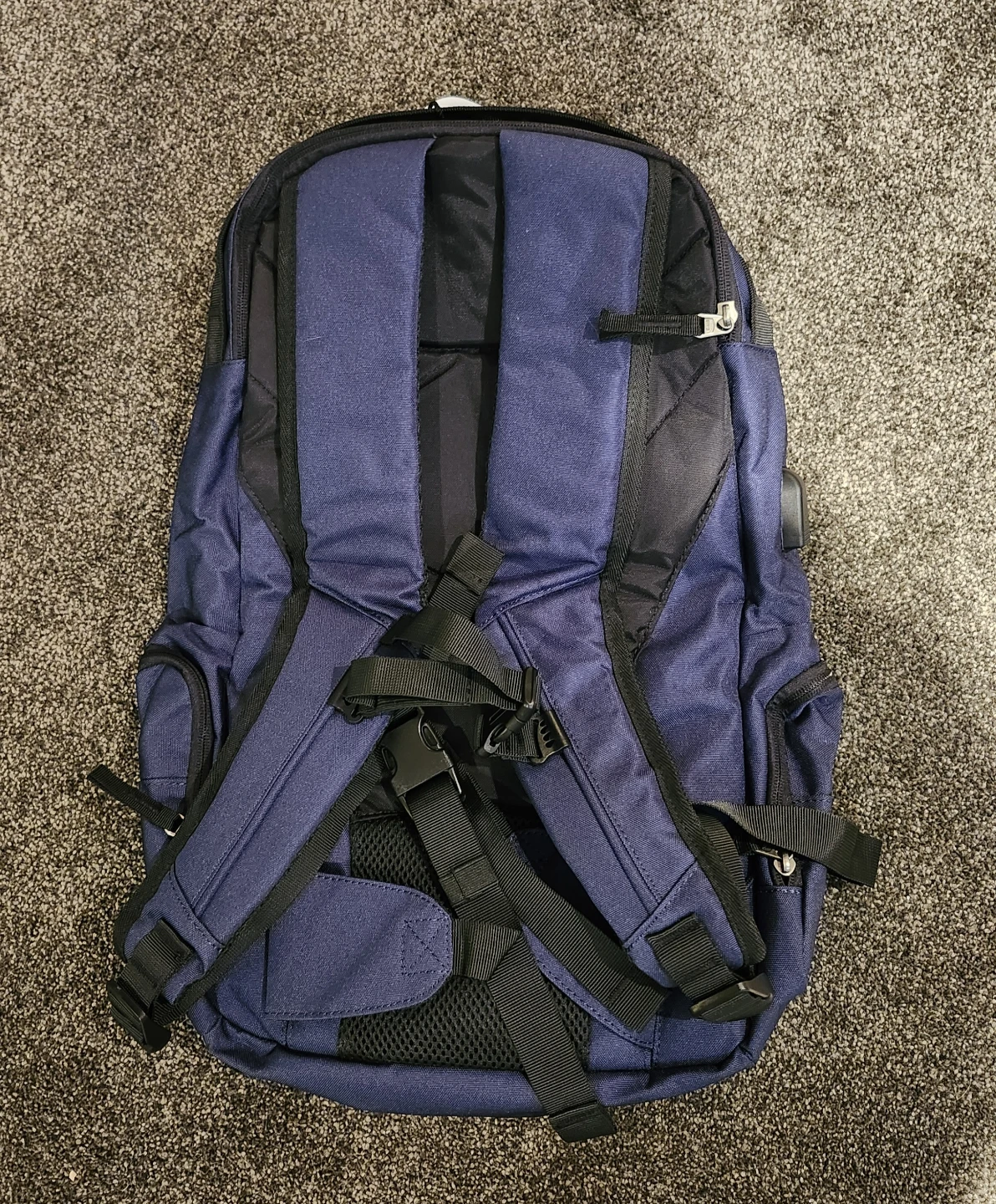 RONYES Blue Backpack with USB Charging Port - photo 5