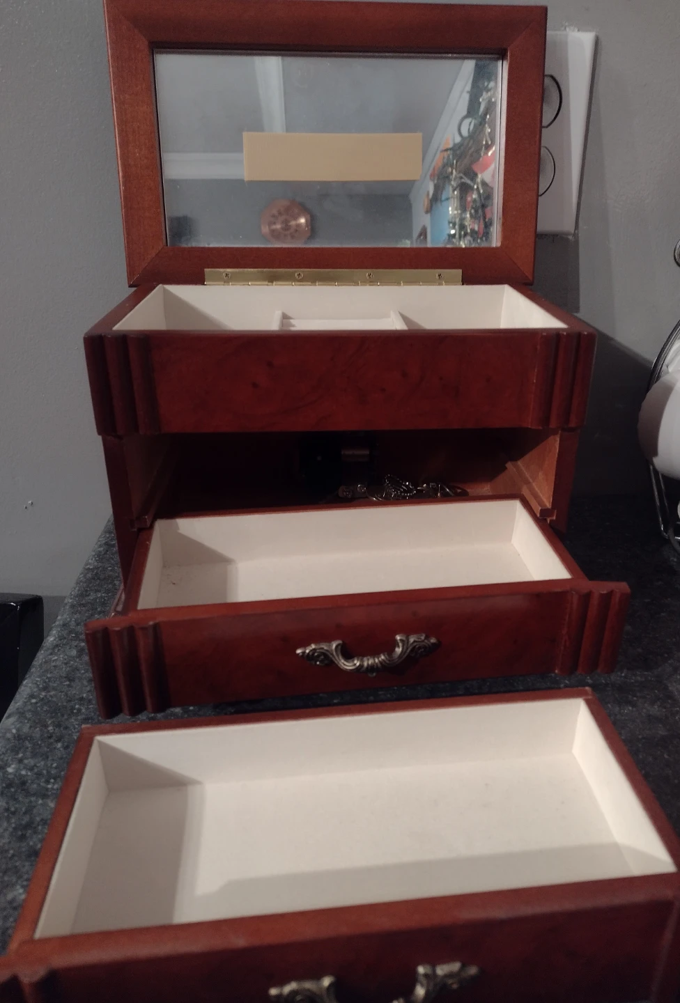 Wooden Jewellery Box with Mirror - photo 3