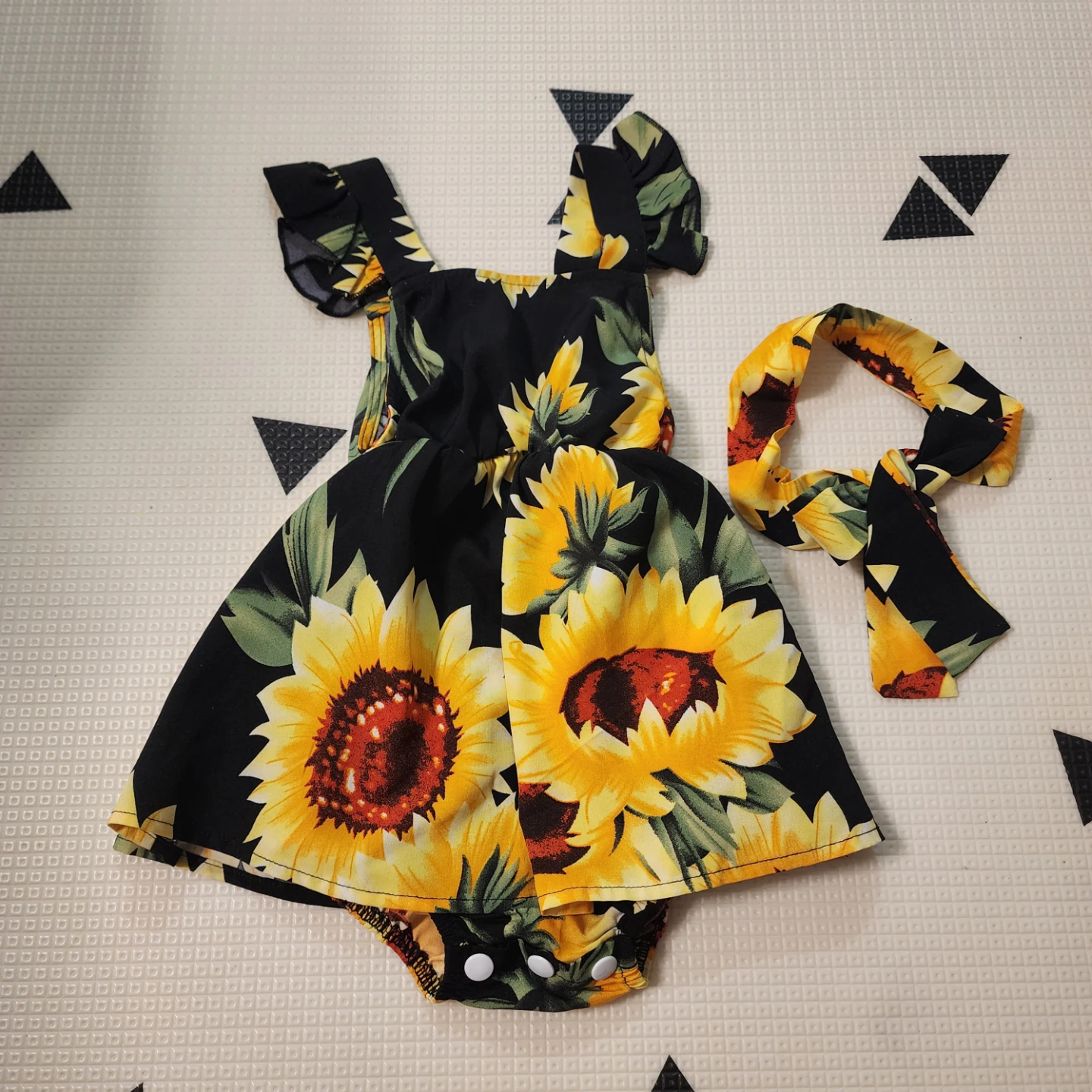 Baby girl Sunflower Dress - Size 70