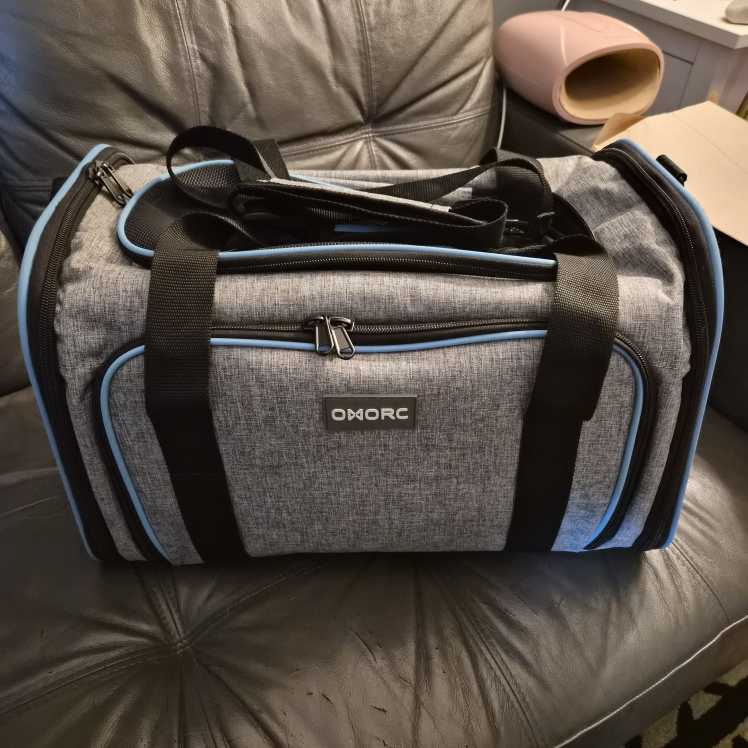 OMORC Pet Carrier Bag