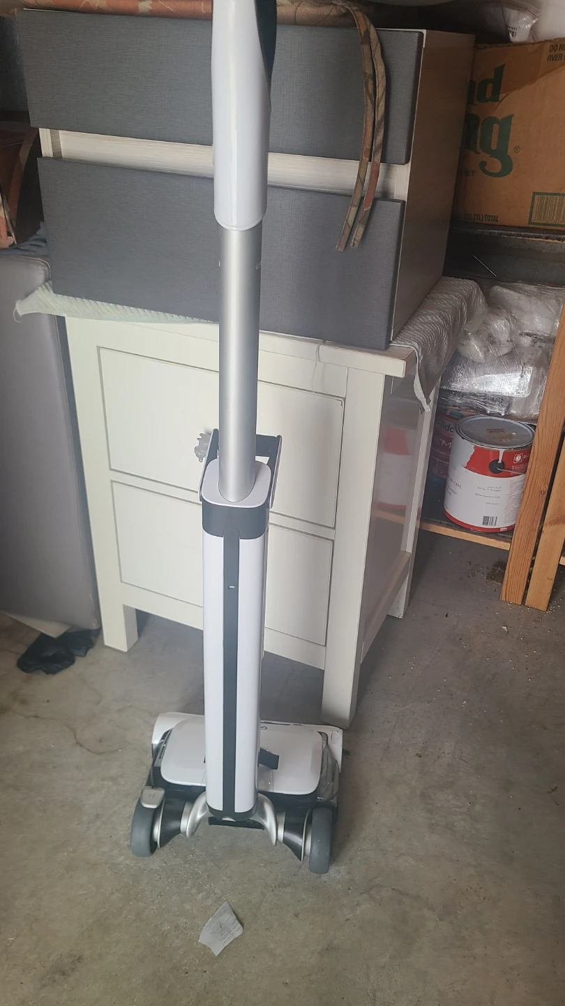Gtech Cordless Vacuum Cleaner - photo 3