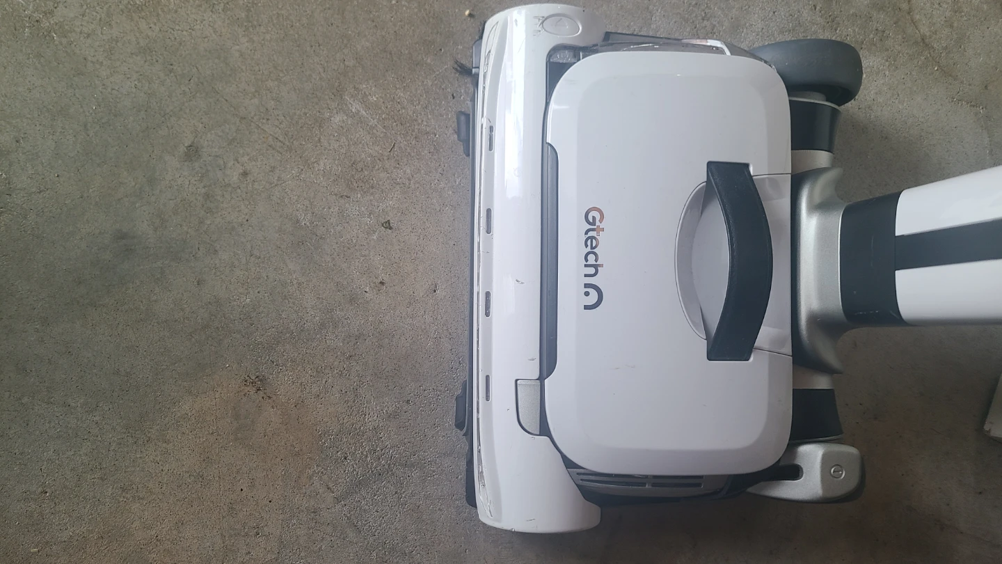 Gtech Cordless Vacuum Cleaner - photo 4