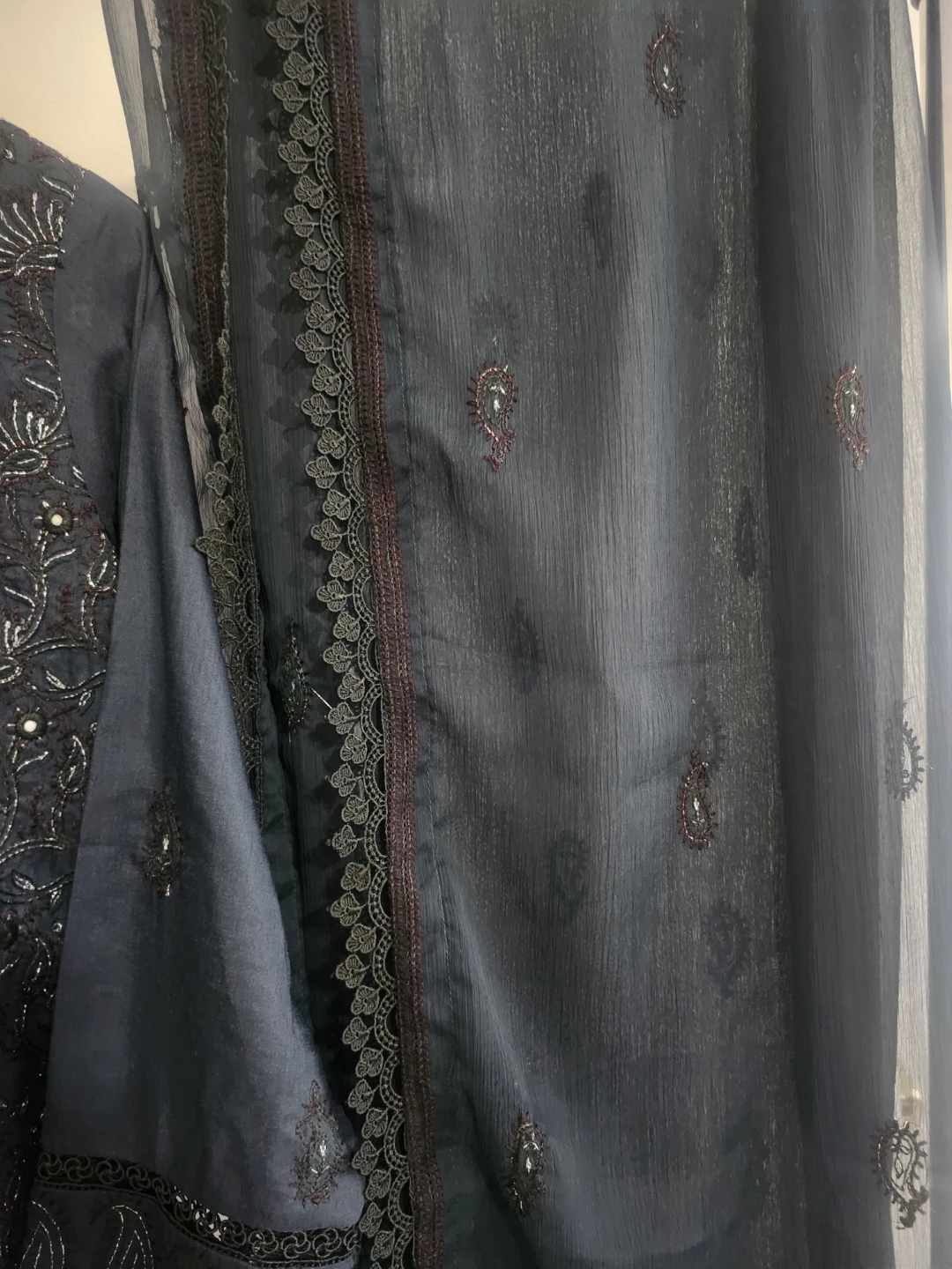 Embroidered Kurti with Dupatta - photo 2