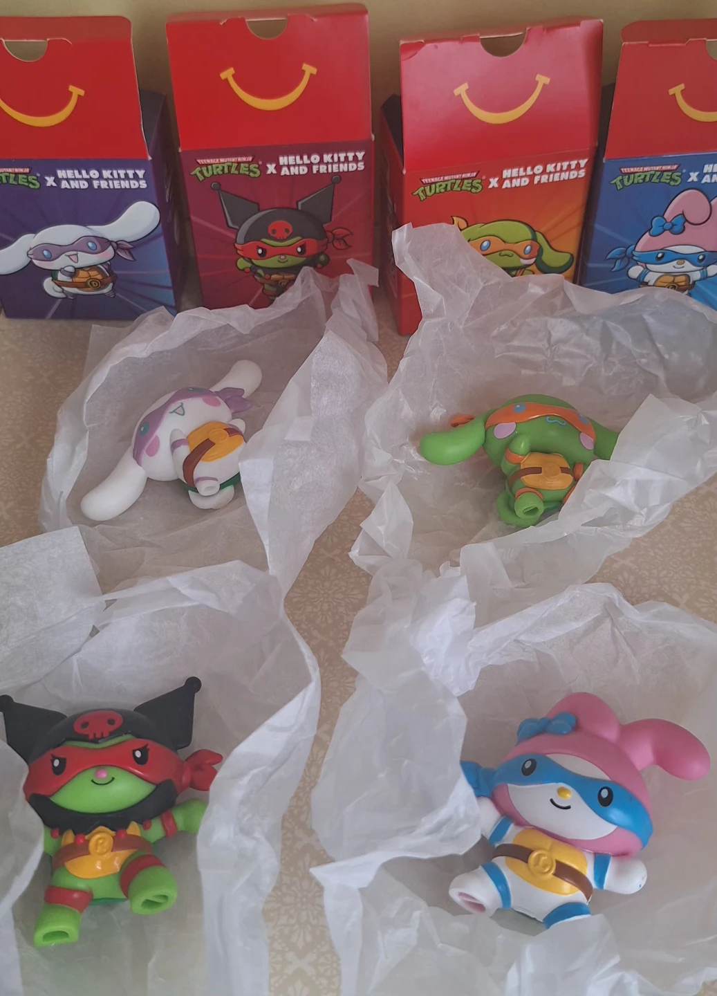 Hello Kitty Teenage Mutant Ninja Turtles Figures - photo 2
