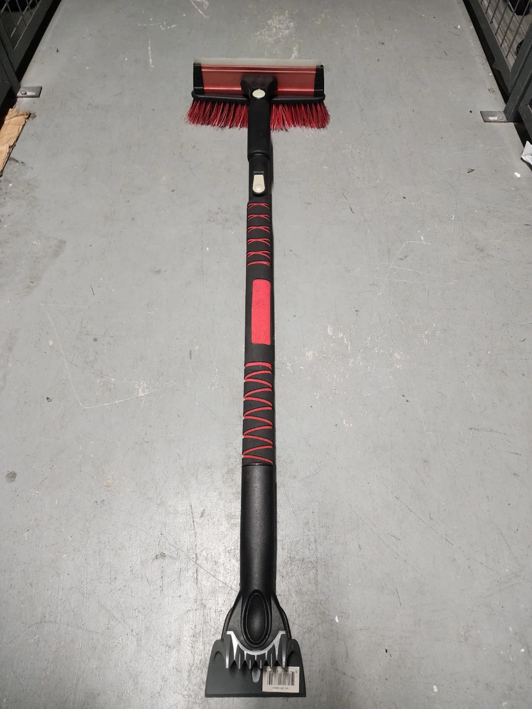 Extendable Snow Brush with Ice Scraper - photo 2