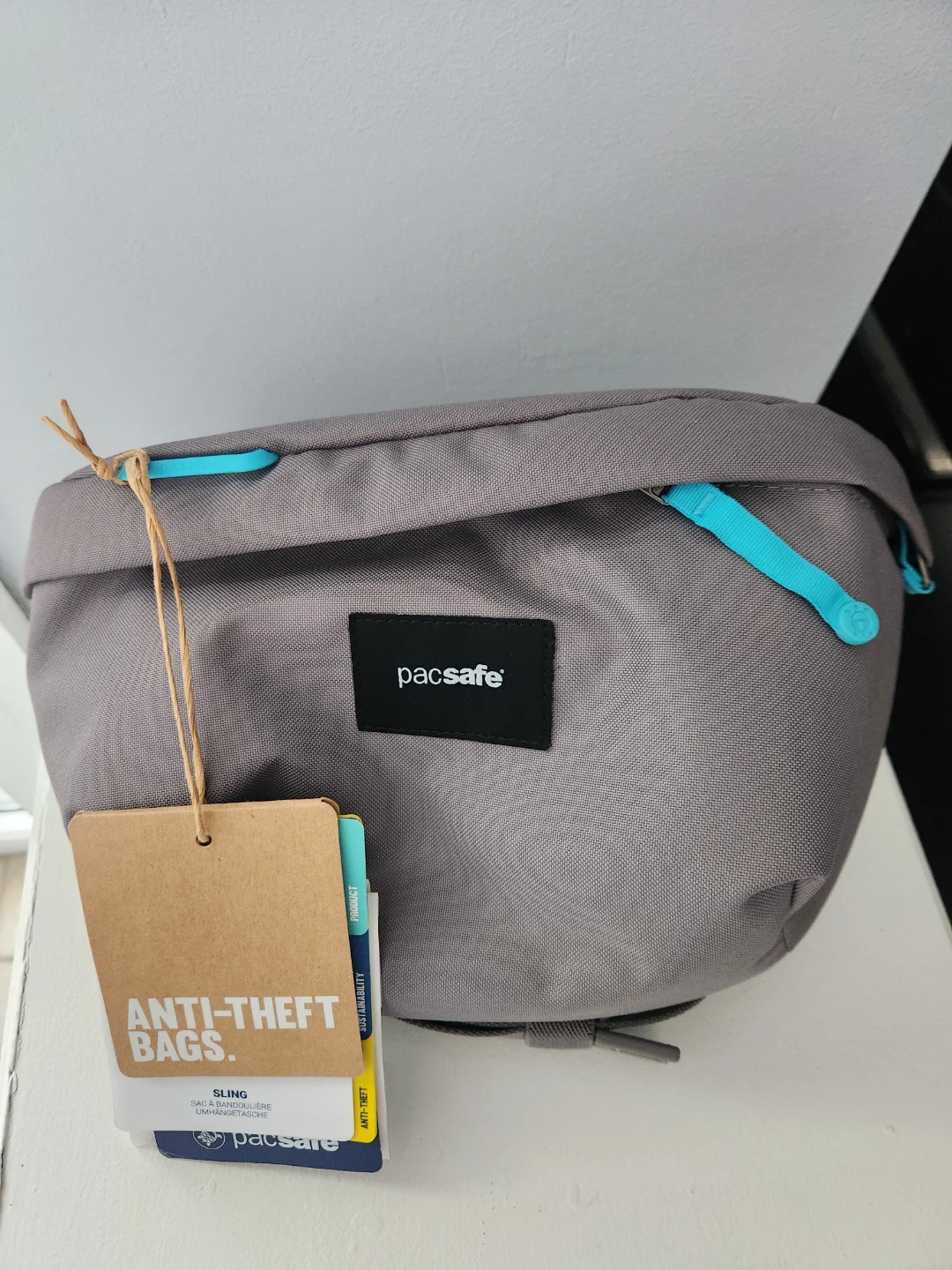 Pacsafe GO anti-theft sling pack (Brand New) - photo 2