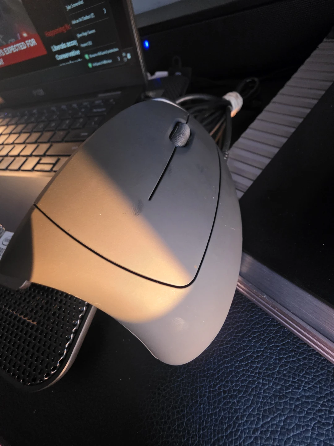 Anker Vertical Ergonomic Mouse - photo 2