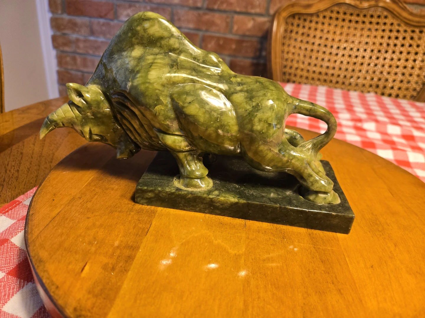 Carved Jade Bull Statue - photo 3
