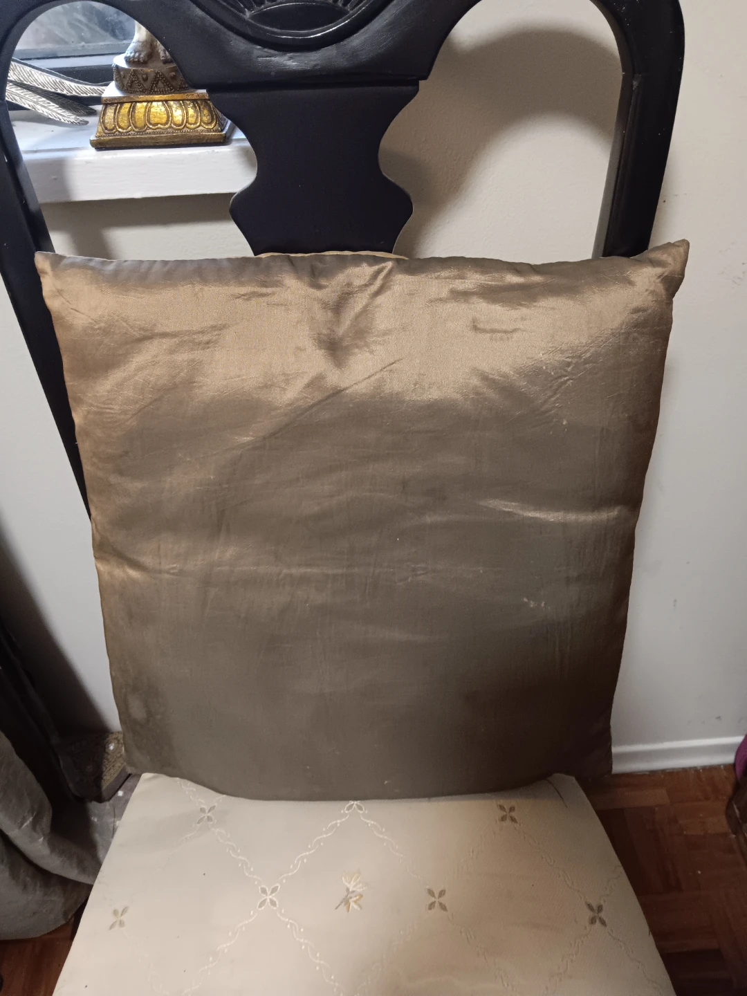 Table Runner/Embroidery with cushion - photo 5