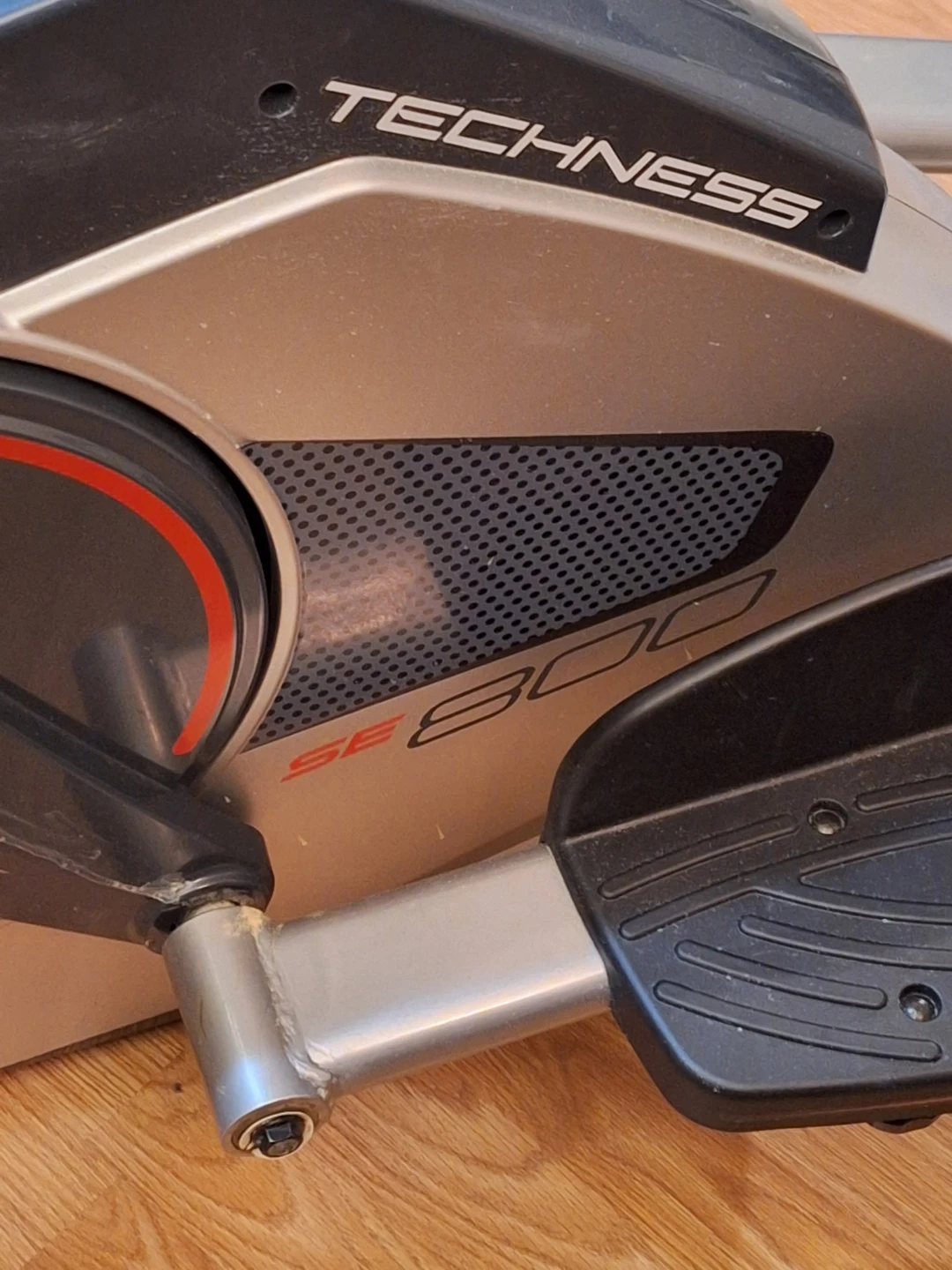 TECHNESS SE 800 Elliptical Trainer - photo 3
