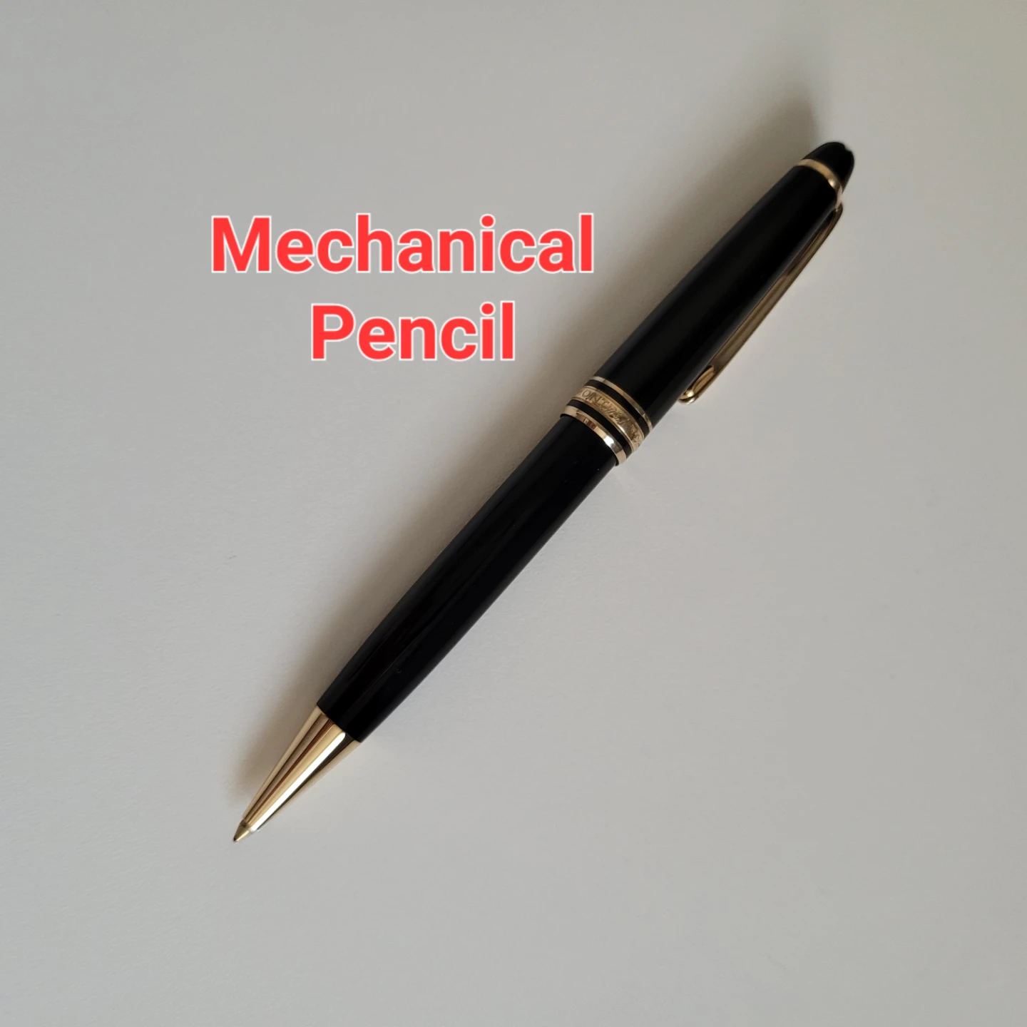 Mechanical Pencil**Montblanc Meisterstück Gold-Coated Classique