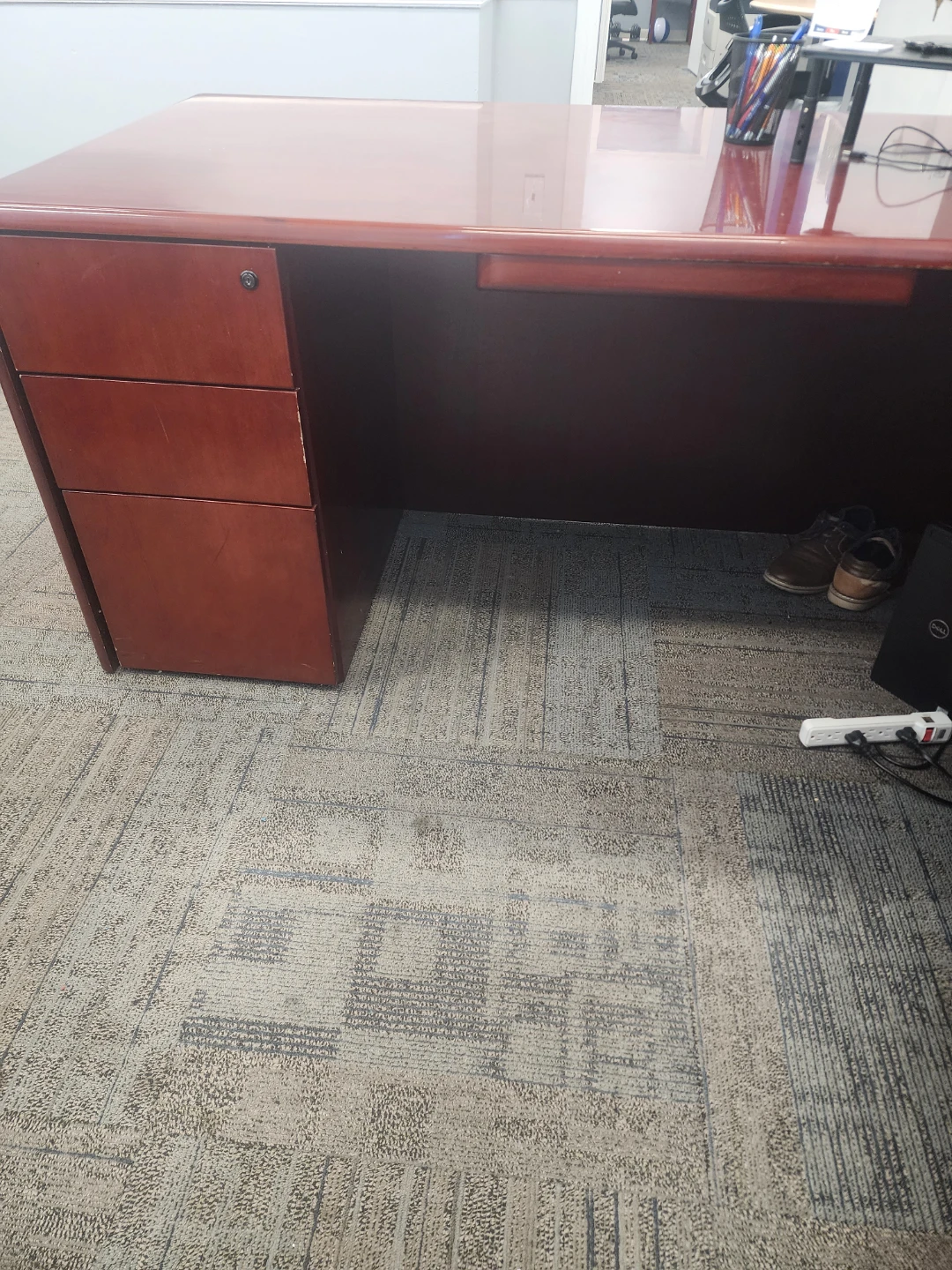 Cherry Wood Executive Desk with Drawers - photo 4