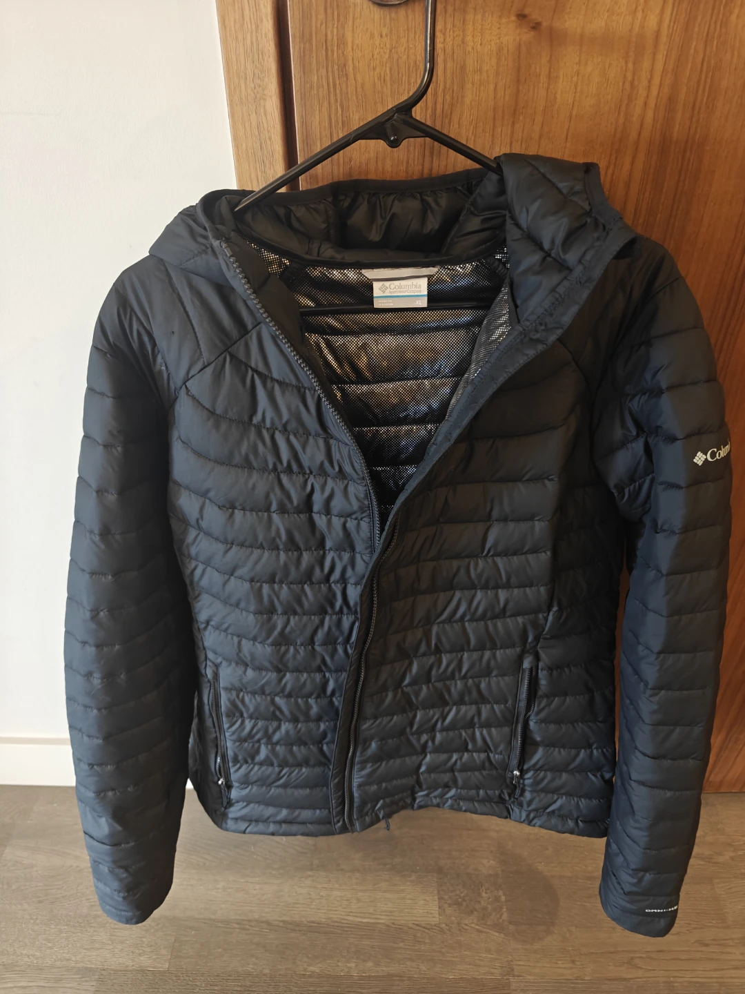 Columbia Women's Puffer Jacket-URGENT PICKUP NEAR SURREY CENTRAL