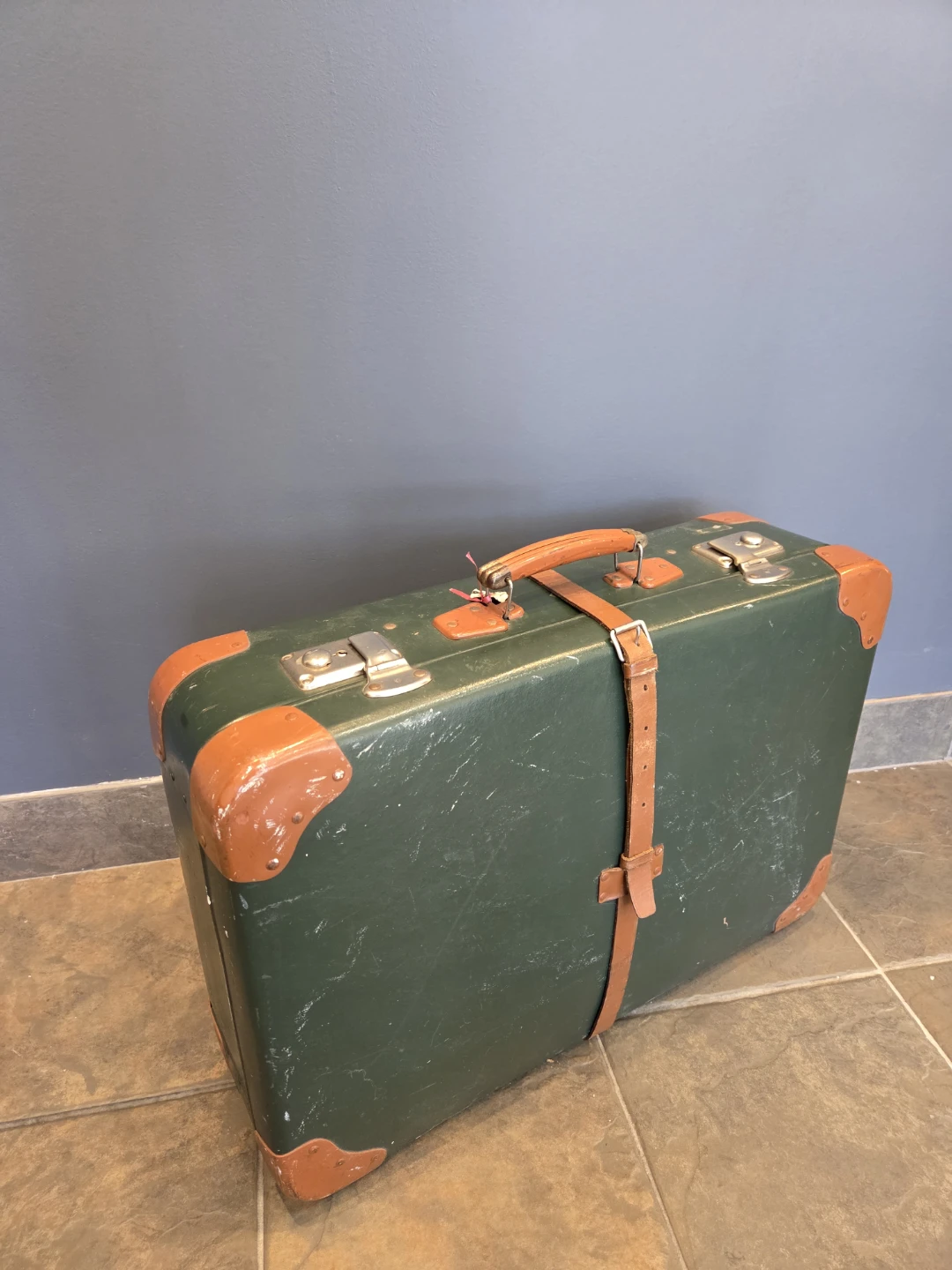 Vintage Green Suitcase with Brown Leather Accents - photo 2