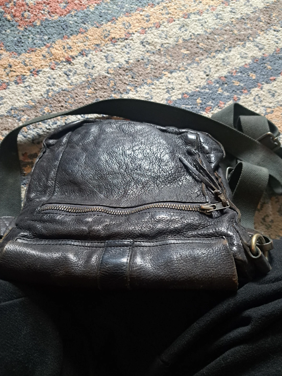 Danier Genuine Leather Shoulder Bag - photo 4