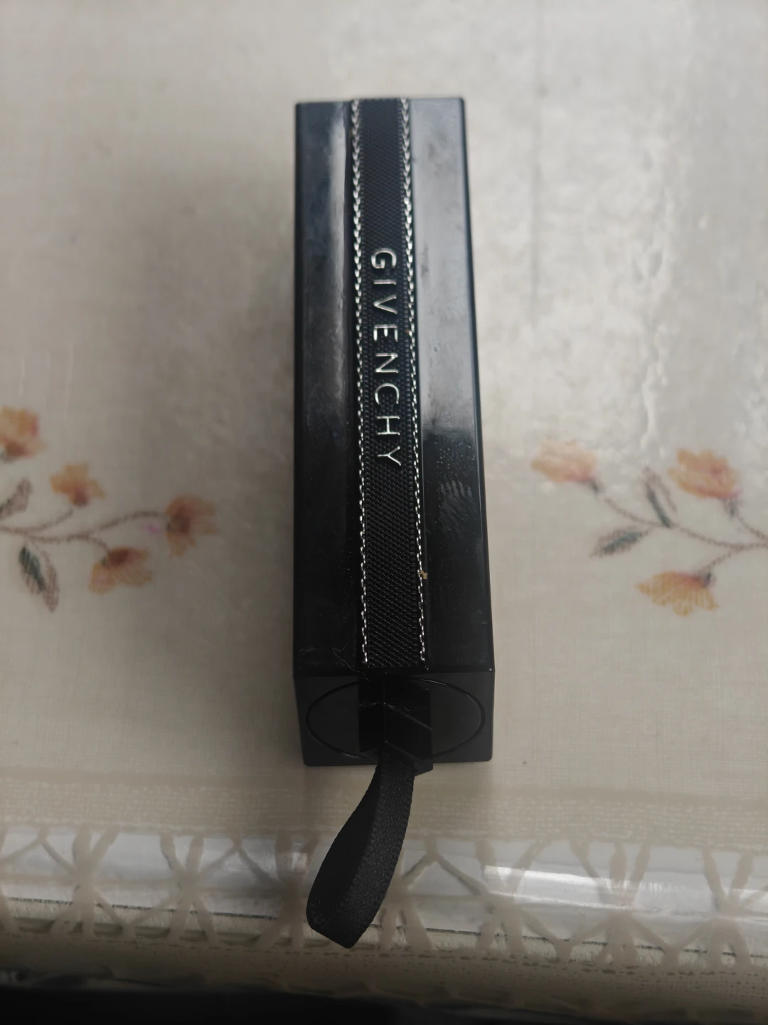 Givenchy Rouge Interdit Lipstick - Nude in the Dark 5 - photo 3