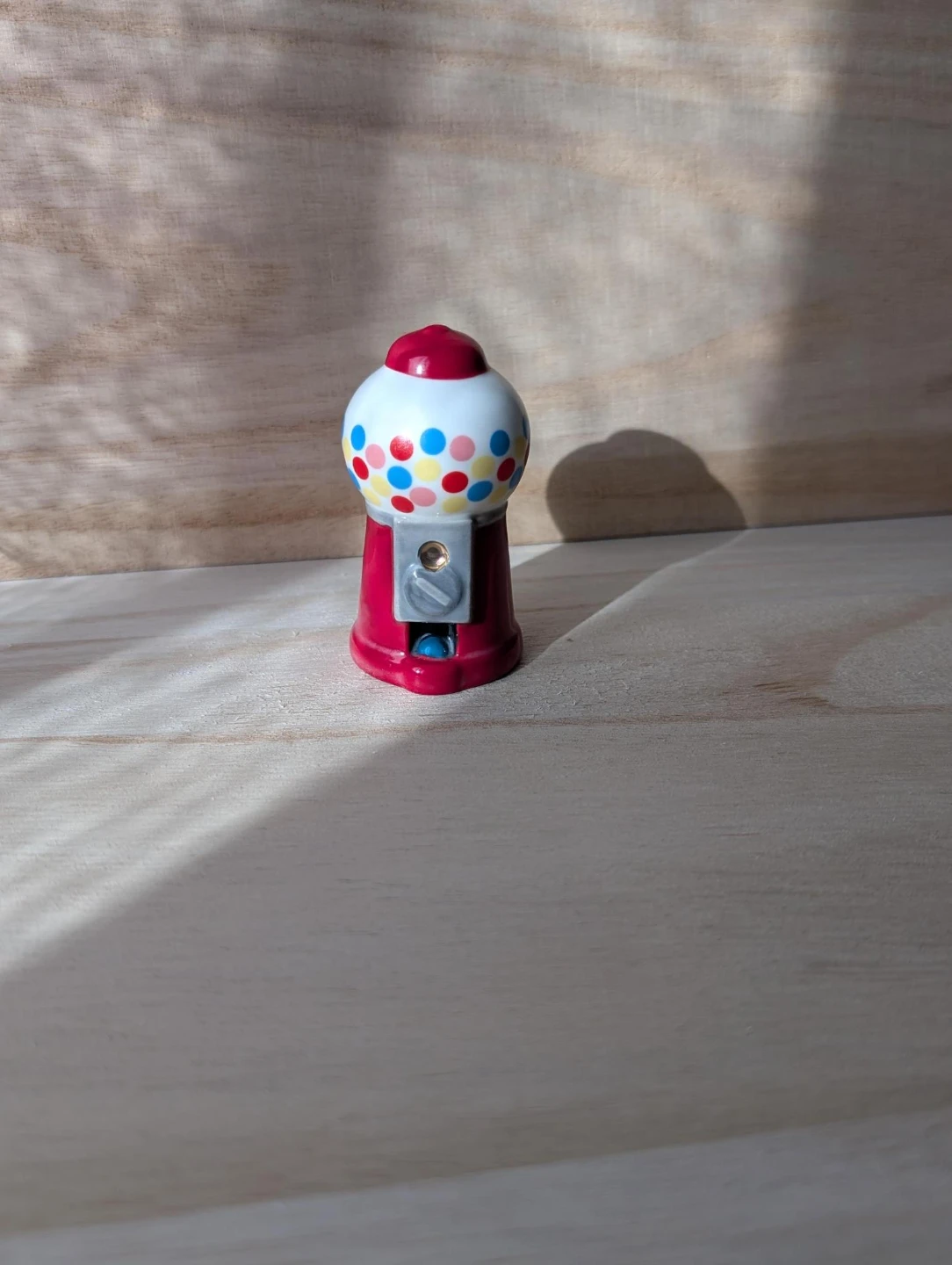 Retro Ceramic Gumball Machine Decor - photo 4