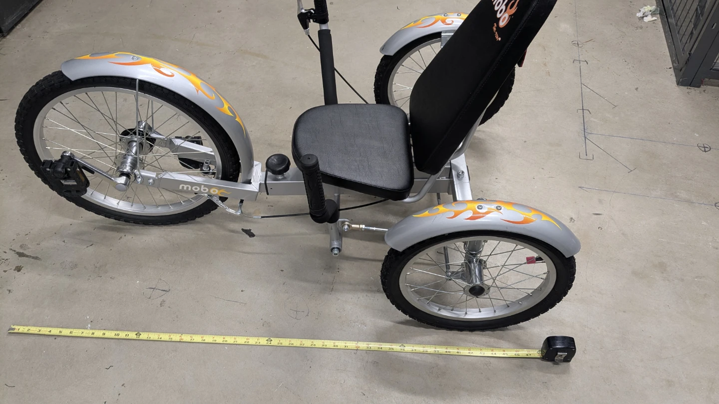 Mobo Tri sit 'n' Spin Tricycle - photo 3