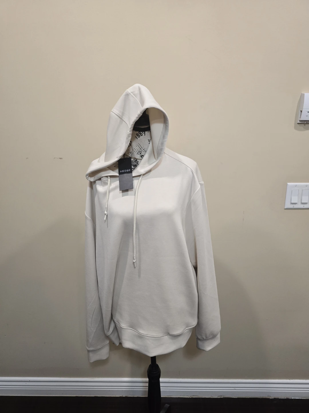 Hedge Cream Hoodie