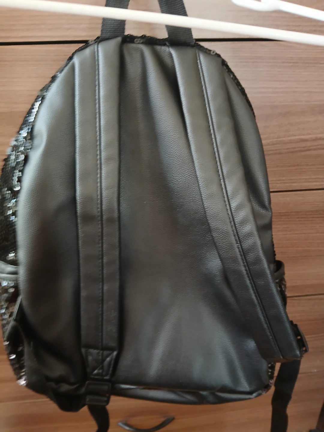 Black Faux Fur Cat Backpack with Sequins - photo 2