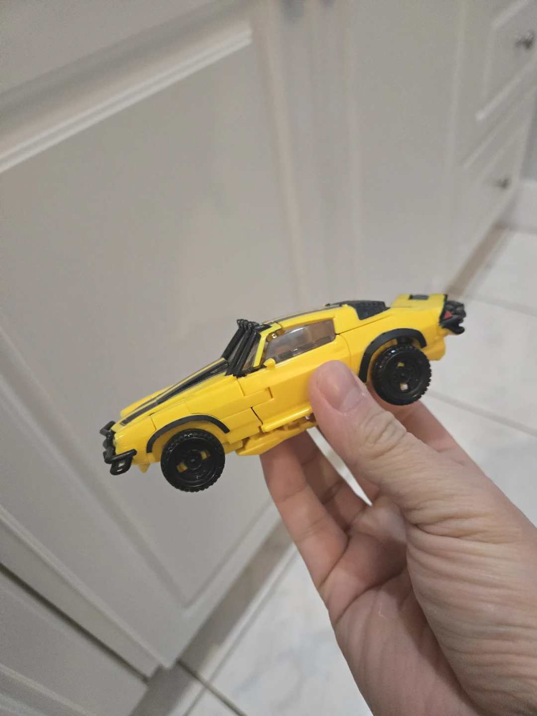 Transformers studio series bumblebee delux class - photo 4