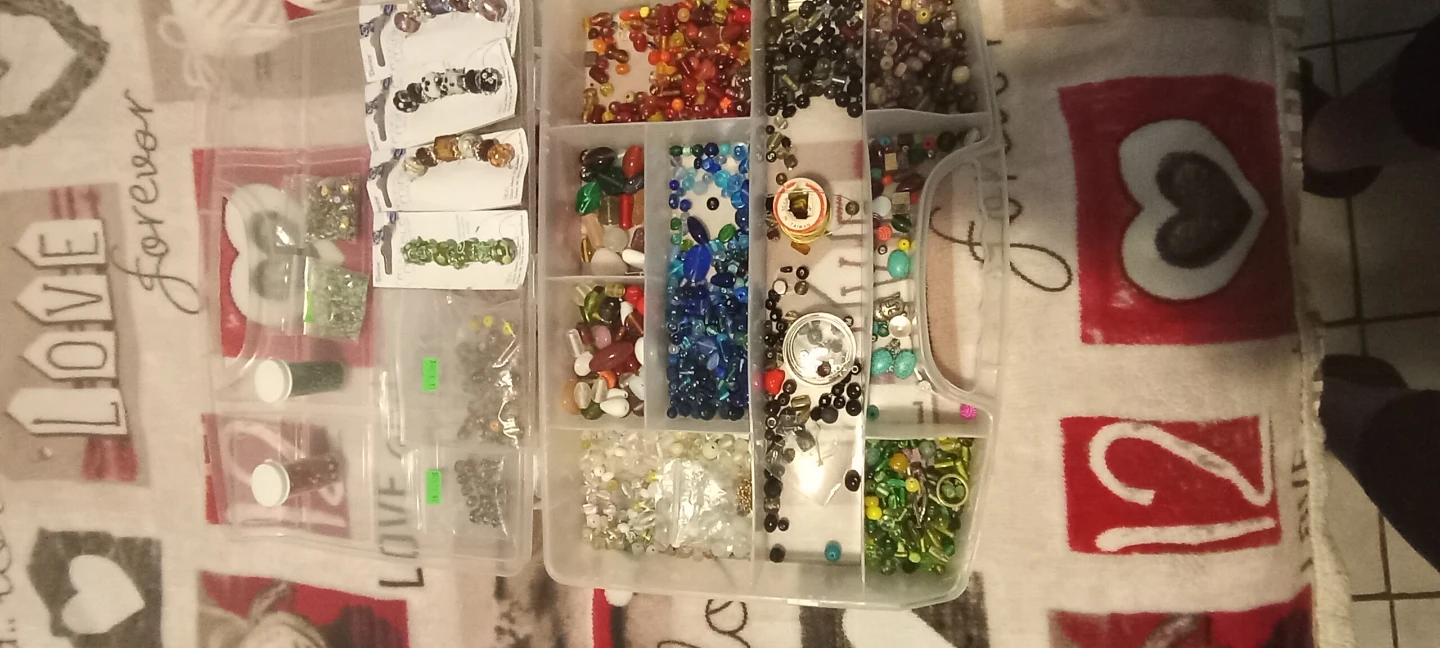 Crafting Beads Assortment - photo 2