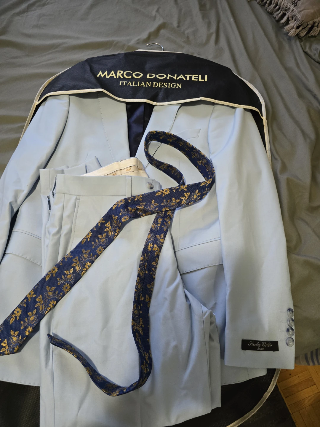 Marco Donatelli Italian Design Light Blue Suit with Tie - photo 5