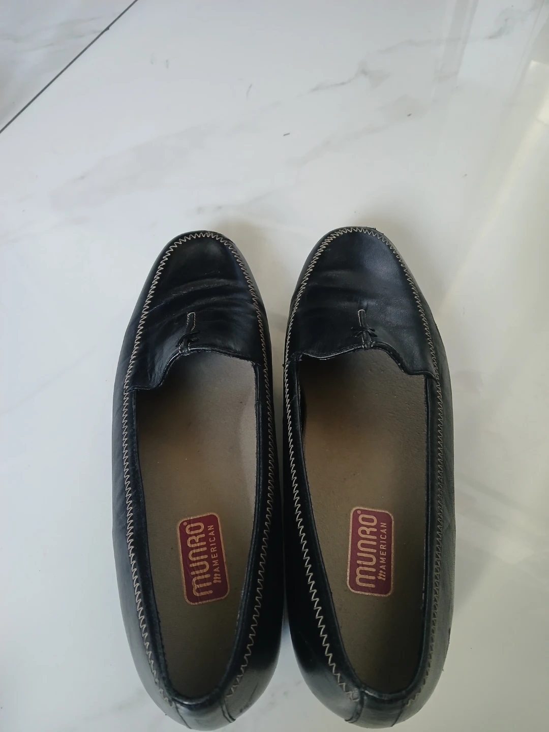 Munro American Black Leather Loafer Shoes - photo 4