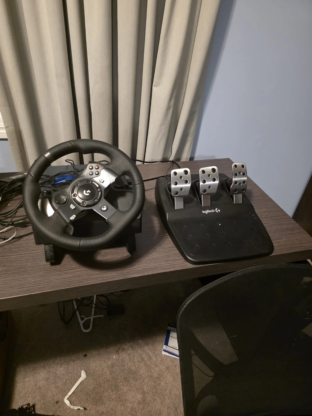 Logitech G923 Racing Wheel and Pedals