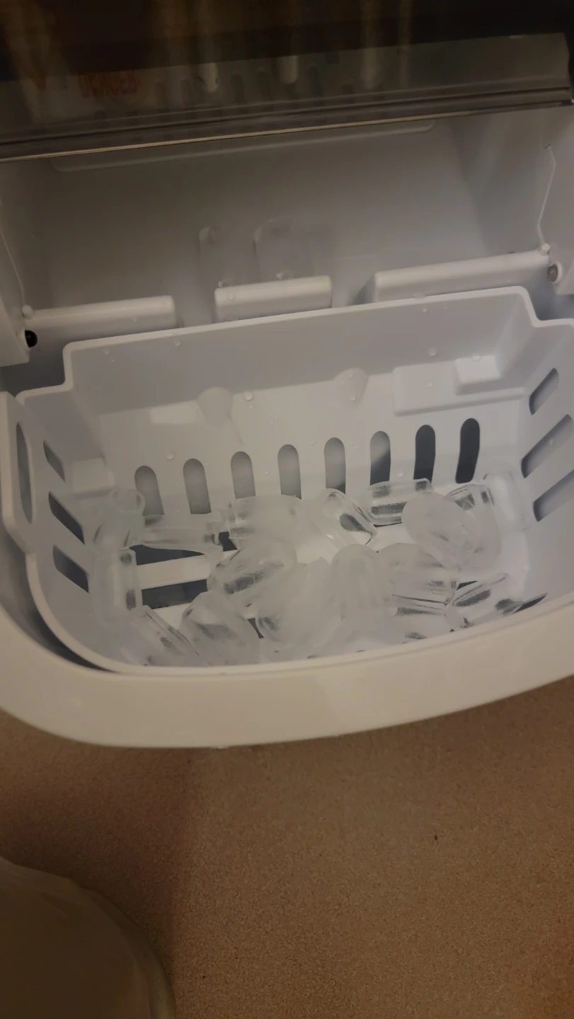 Counter Top Ice Maker! - photo 5