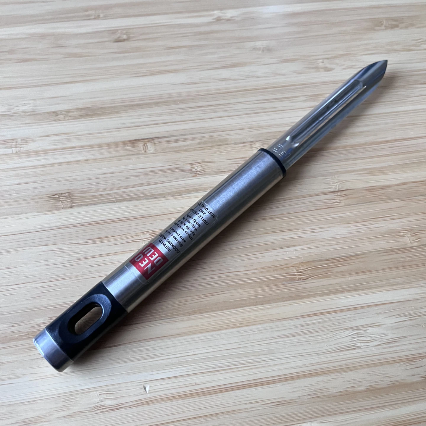 NEO+DEU Fruit & Vegetable Peeler NEW 🥕
